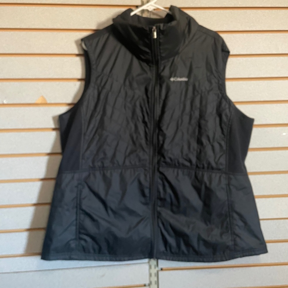 Columbia Womens Plus 2X Black Quilted Puffer Vest Full Zip Mock Neck Sleeveless
